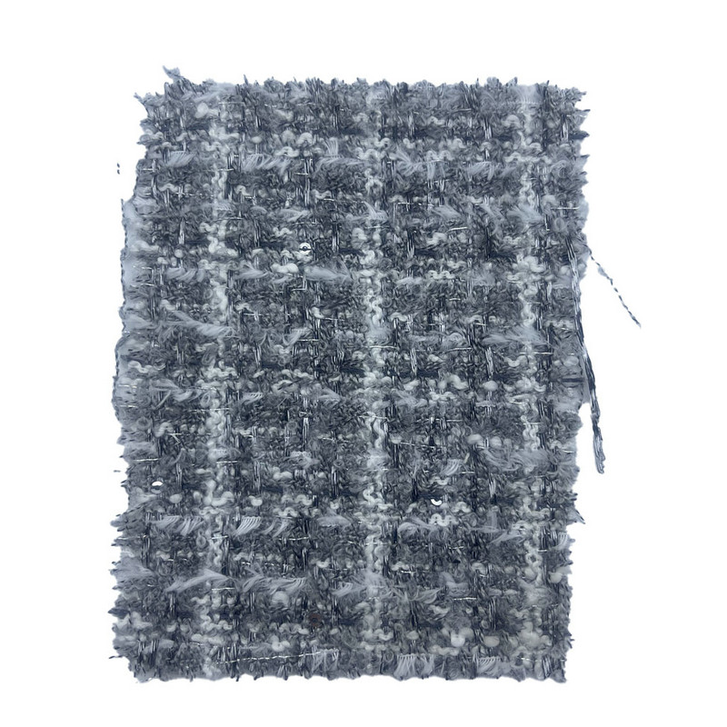 Hienorakenne harmaa ruudullinen kohokuvioidut Tweed-kankaat naisten vaatteille 23503